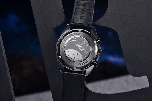 Elegant Round Leather Watch with Sapphire Crystal