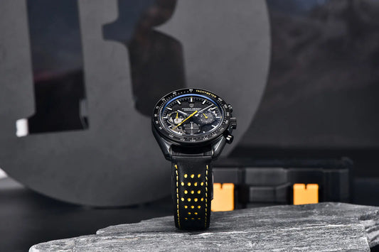 Elegant Round Leather Watch with Sapphire Crystal