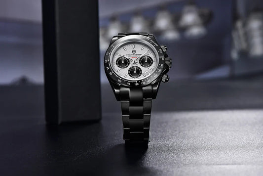 Elegant Stainless Steel Sports Watch with Sapphire Crystal