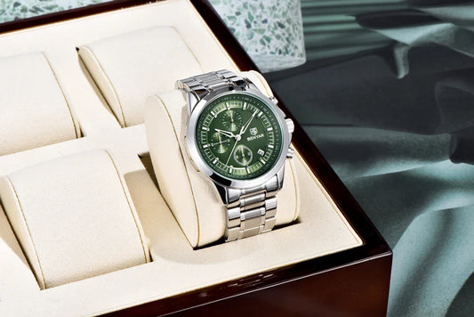 Elegance Meets Functionality: The Perfect Quartz Watch