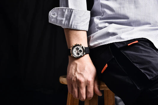 Sleek Stainless Steel Numberless Watch