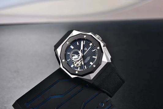 Elegant Waterproof Round Dial Watch with Screw Crown