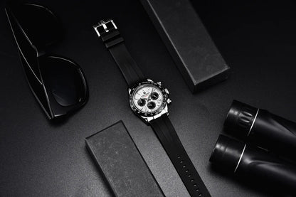 Sleek Stainless Steel Numberless Watch