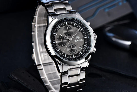 Elegance Meets Functionality: The Perfect Quartz Watch