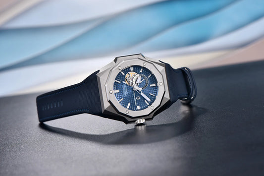 Elegant Waterproof Round Dial Watch with Screw Crown
