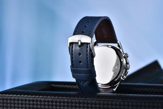 Elegance Meets Functionality: The Perfect Quartz Watch