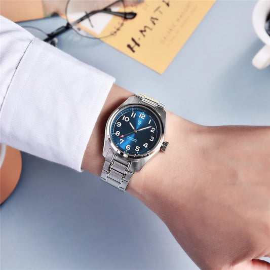 Elegant Automatic Dive Watch with Sapphire Crystal