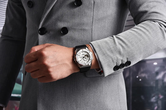 Elegant Waterproof Round Dial Watch with Screw Crown