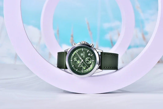 Elegance Meets Functionality: The Perfect Quartz Watch